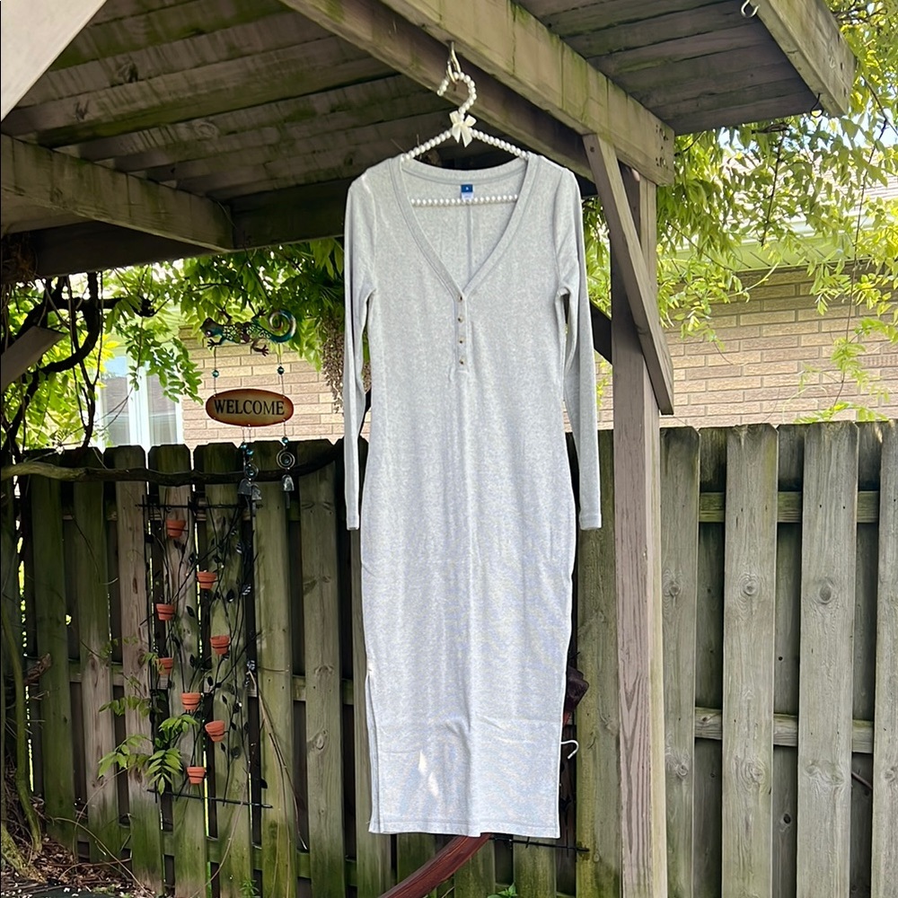 Elegant Gray Maxi Dress